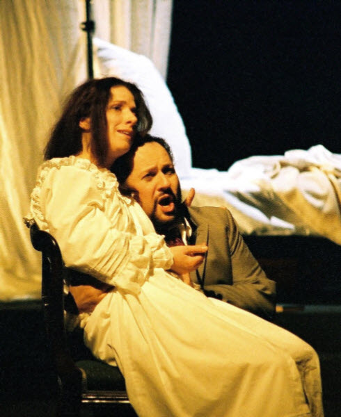 Alfredo in La traviata Final Scene